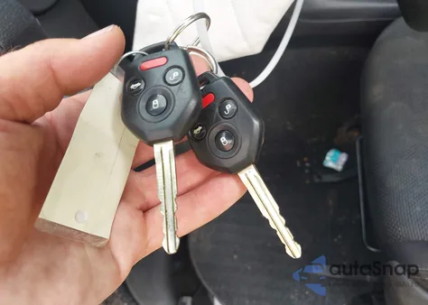 2014 Subaru Xv Crosstrek 2.0I Premium z USA, uszkodzony, nr VIN JF2GPACC5E8230701